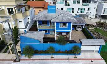 Imagem: 5 dormitórios, 1 suítes, 4 vagas na garagem