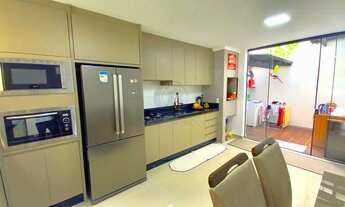 Imagem 2: 3 dormitórios, 3 suíte, 2 vagas na garagem, 114M² de Área Total