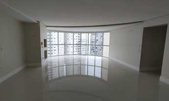 Imagem: 3 dormitórios, 3 suíte, 4 banheiro, 2