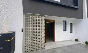 Imagem 7: SOBRADO NOVO 3 SUITES ESTAR JANTAR LAVABO PISCINA 2 VAGAS