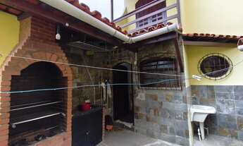 Imagem 3: Imóvel Espetacular à Venda: Casa com 8 Quartos e 5 Suítes no Centro de Arraial do Cabo-RJ