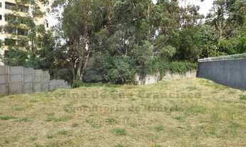 Imagem: Excelente terreno com 749,00 m² plano em