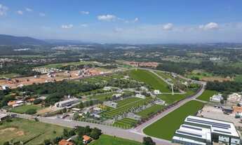 Imagem 2: Lote alto padrão 250mts, no Medeiros, Reserva da Castanheira com quadras de beach tenis