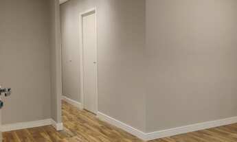 Imagem 2: Apto pronto no Yes Medeiros, reformado, sol da manhã com 58mts, 2 dorms sendo 1 suíte, var