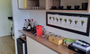 Imagem 3: Apto pronto e mobiliado no Linea, todo com armários planejados, 1 suíte, lavabo, varanda e