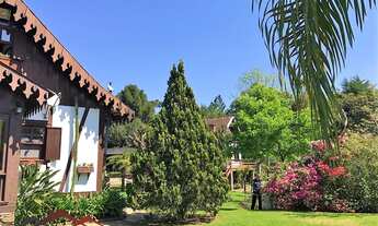 Imagem 1: Belíssimo sítio com 13 hectares e uma infraestrutura ótima a venda na Linha Imperial - Nov