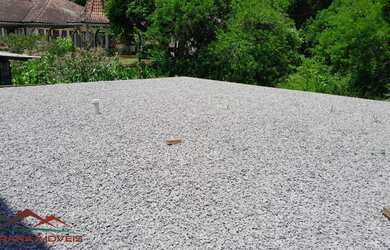 Imagem 2: Pavilhão /Depósito Novo, na entrada do Bairro Piá com 306,80 m2