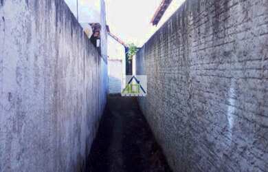 Imagem 2: Casa à venda na Vila Canevari, Cruzeiro-SP: 3 quartos, 2 salas, 2 banheiros, 70,00 m² de á