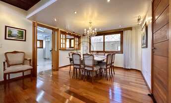 Imagem 3: Oportunidade. R$1.980.000,00. Casa super aconchegante, com amplo terreno e altíssimo padrã