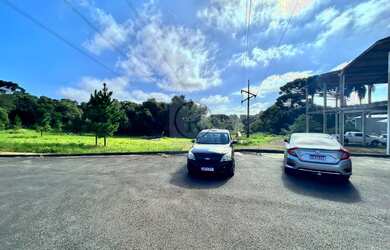 Imagem 7: Prédio comercial em Araucária. Aproximadamente 1500,00m2 de área construída. 28.657m² terr