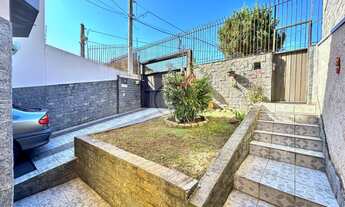 Imagem 7: Sobrado 3 dormitórios, sendo um suíte, com edícula e quintal no Pilarzinho