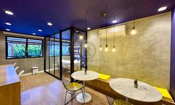 Imagem 7: Apartamento semi mobiliado de 2 dormitórios com suíte, condomínio clube, sacada com churra