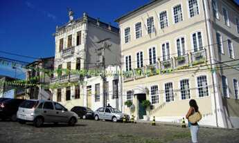 Imagem 5: Casarão em ruínas no Centro Antigo de Salvador, Largo da Palma, bairro Mouraria