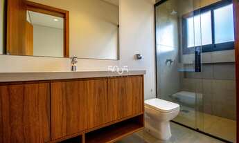 Imagem 4: Casa sobrado em condomínio à venda no Cond. Parque Xapada Itu/SP, 5 suítes, fundo para áre