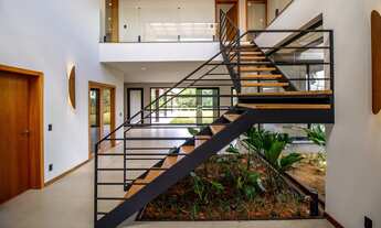 Imagem 2: Casa sobrado em condomínio à venda no Cond. Parque Xapada Itu/SP, 5 suítes, fundo para áre