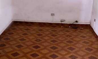 Imagem 5: Casa Espaçosa na Vila Gustavo: 2 Quartos, 1 Suíte, 3 Salas, 2 Banheiros, 2 Vagas de Garage