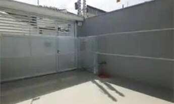 Imagem 2: Sobrado com 2 Quartos à Venda em Vila Constança, São Paulo-SP: Conforto e Localização Priv