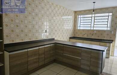 Imagem 2: Sobrado na Avenida Angelo Rivelli, bairro Jardim da Fonte