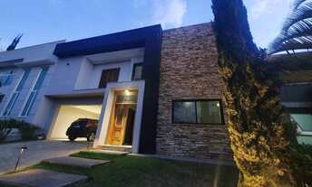 Imagem: Casa em Condomínio de Luxo na Cidade de