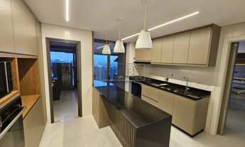 Imagem 7: Apartamento 100% Mobiliado de Alto Padrão à Venda Jardim Morumbi 186m² com 3 suítes amplas