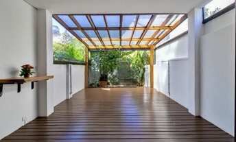 Imagem: Casa à venda com 2 dorms 1 vaga 3 banheiros