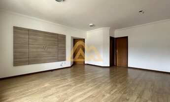 Imagem 2: 3 dormitórios na Rua Assis Figueiredo