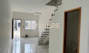 Imagem 6: Linda Casa à Venda: 2 Suítes, 85 m², 2 Vagas de Garagem em Bairro Tranquilo