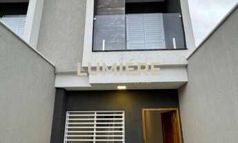 Imagem 3: Linda Casa à Venda: 2 Suítes, 85 m², 2 Vagas de Garagem em Bairro Tranquilo