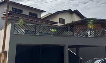 Imagem: SOBRADO PARA VENDER NO CONDOMÍNIO ARUJAZINHO