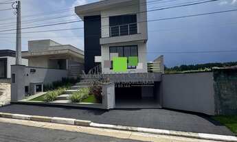 Imagem: SOBRADO EM 3 PAVIMENTOS PARA VENDER NO CONDOMÍNIO