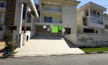 Imagem: SOBRADO EM ARUJÁ PARA ALUGAR NO CONDOMÍNIO