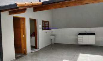 Imagem 2: Casa Sobrado com 150m², Piso superior: 2 suítes (uma das suítes possuí sacada), 1 quarto