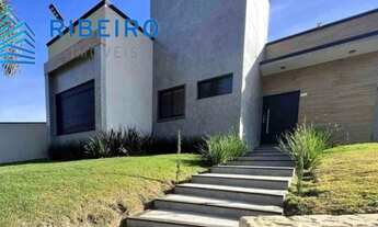 Imagem 4: Belíssima casa a venda, são 3 dormitórios sendo 1 suíte, churrasqueira, piscina aquecida e