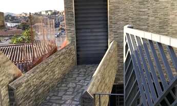 Imagem 2: Casa à venda em Barueri SP com salão de 115m2