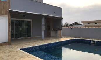 Imagem: Casa a venda DE R$ 715 mil por R$ 680mil