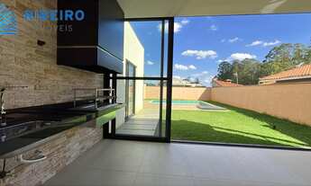 Imagem: Casa em Condomínio de Luxo à Venda em