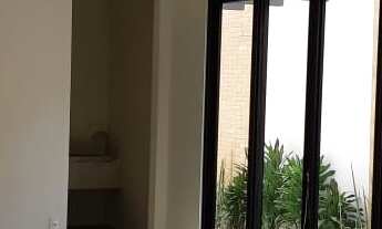 Imagem 4: Casa com fino acabamento, totalmente reformada no Cond. Damha IV