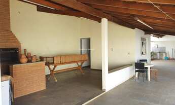 Imagem 5: Sobrado amplo no Centro de Bady Bassitt