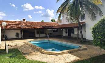 Imagem: Sobrado amplo no Centro de Bady Bassitt