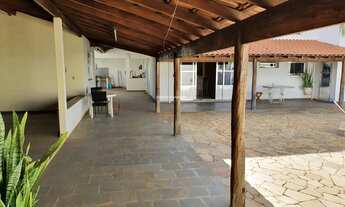 Imagem 7: Sobrado amplo no Centro de Bady Bassitt