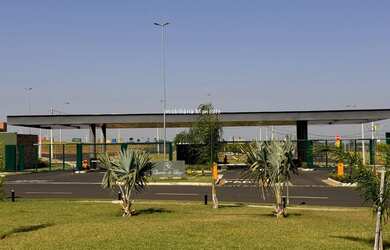 Imagem: Terreno à venda no Cond. Quinta do Lago