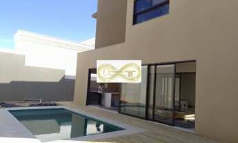 Imagem 4: Venha se encantar com esta belíssima casa localizada em um dos melhores bairros da cidade!