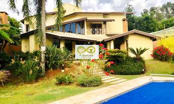 Imagem: Casa a venda com 04 quartos, e apenas 5