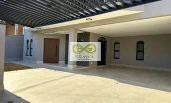 Imagem 2: Linda casa com 4 quartos, sendo 4 suítes, 2 vagas de garagem e 396,06 m2 de área total dis