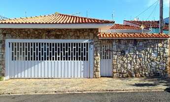 Imagem: Casa em bairro tradicional, com Área Gourmet