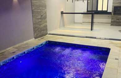 Imagem 2: Casa com piscina e terreno inteiro no Jardim Santa Lucia