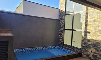 Imagem: CASA COM PISCINA NO MENEGHETTI 2