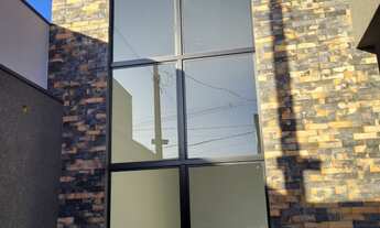 Imagem 2: CASA COM PISCINA NO MENEGHETTI 2