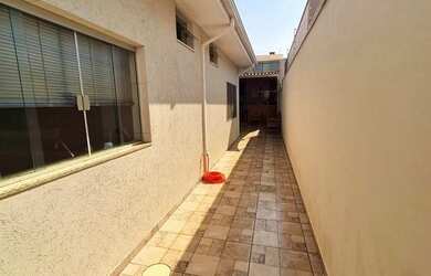 Imagem 6: Casa agradável e funcional no Polo Clube pronta para morar