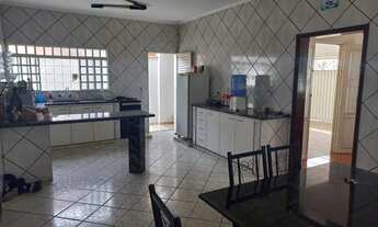 Imagem: Casa à vendano bairro Vila Scarabucci